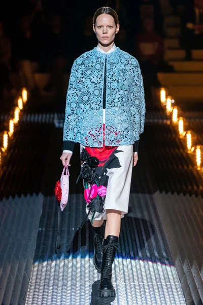 Look 51